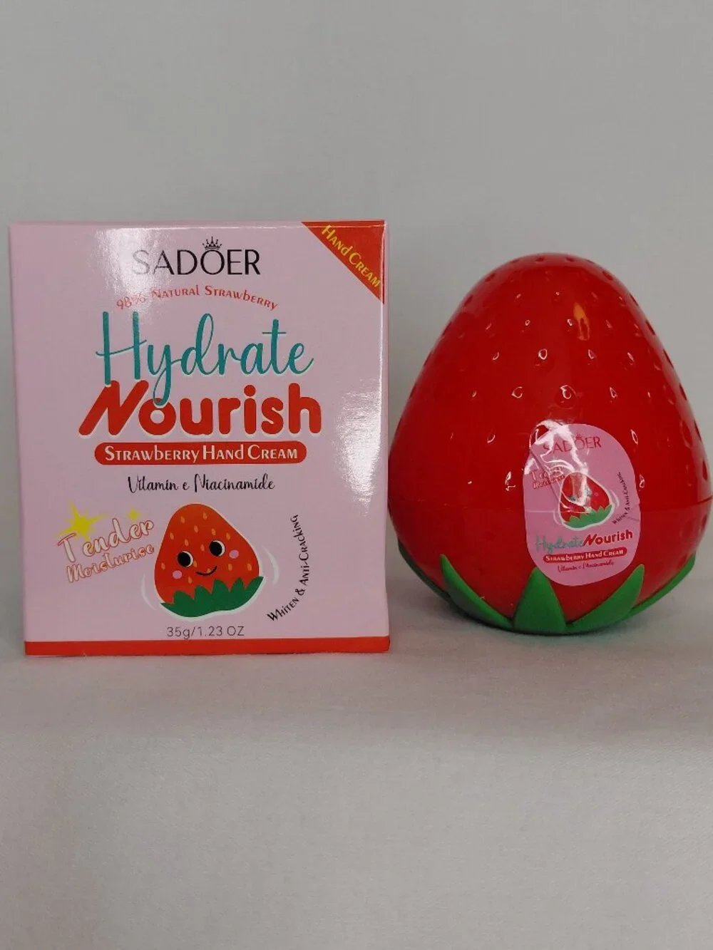 Sadoer -  Hydrate Nourish Hand Cream - Strawberry